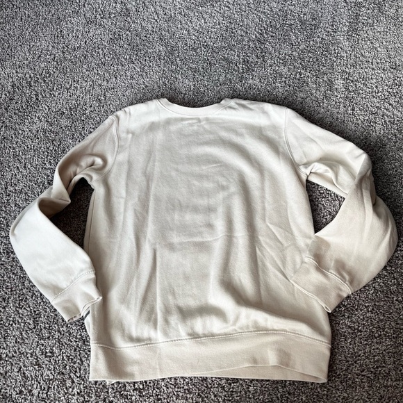 DISNEY
Juniors' Minnie Mouse Graphic Sweatshirt - Picture 5 of 5